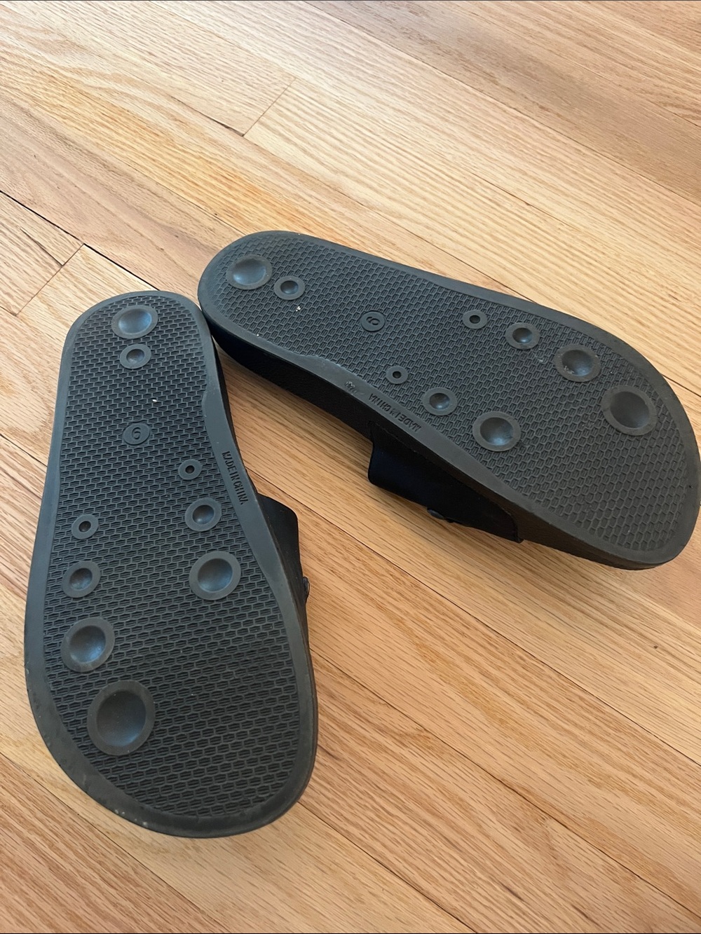 INC International Concepts Black Chain Slide Sandals - Picture 2 of 2